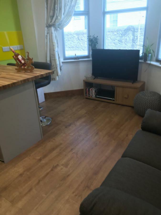 Nant Apartment - Ground Floor Menai Bridge Extérieur photo