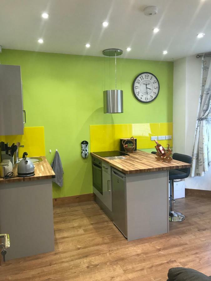Nant Apartment - Ground Floor Menai Bridge Extérieur photo
